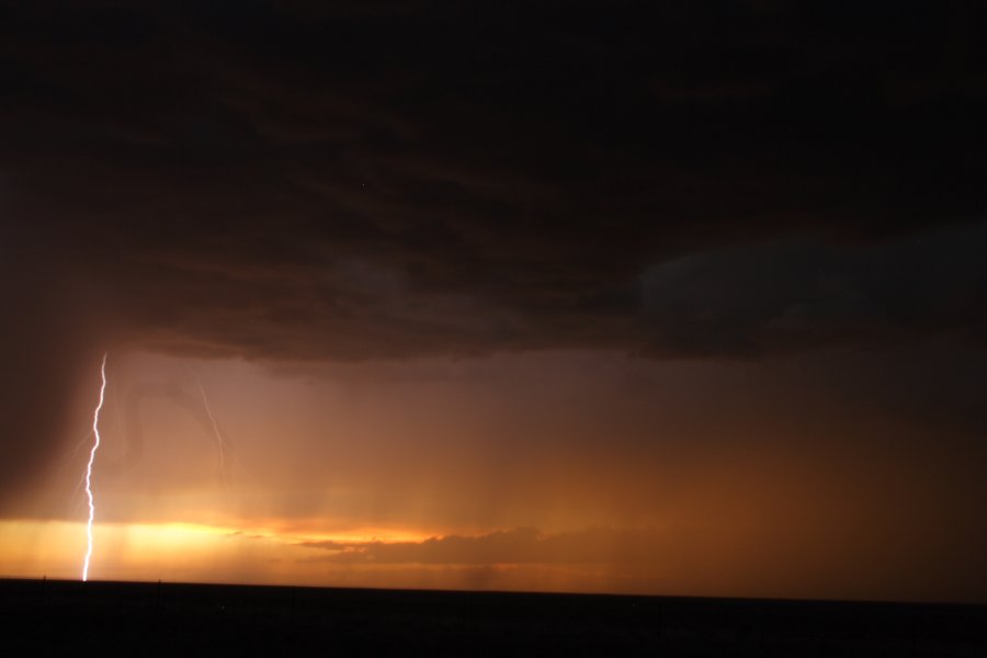 raincascade precipitation_cascade : S of Fort Morgan, Colorado, USA   11 June 2006