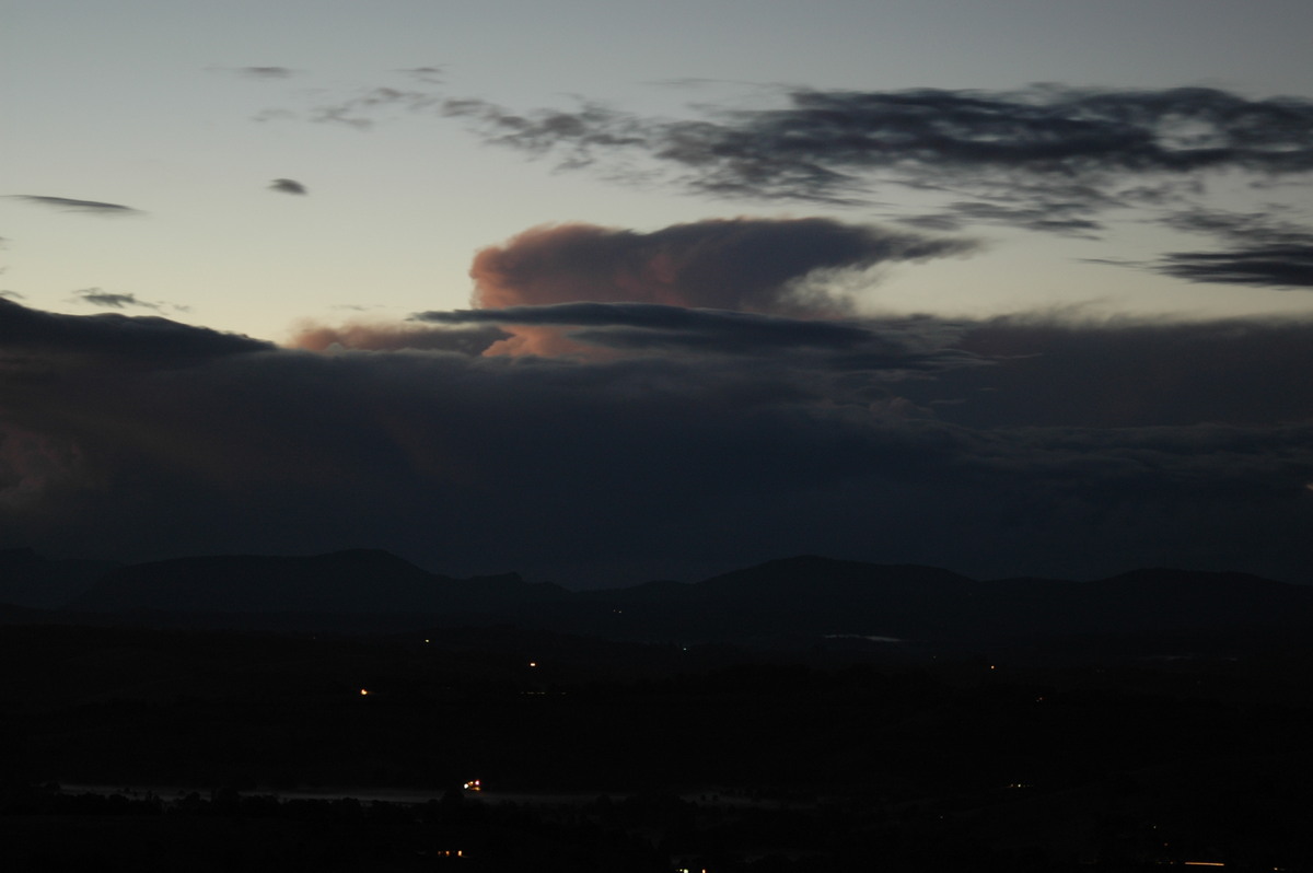 thunderstorm cumulonimbus_incus : McLeans Ridges, NSW   24 June 2006