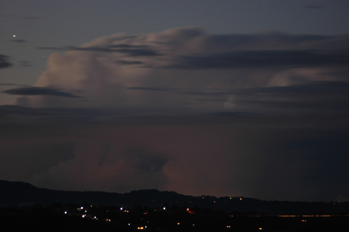 thunderstorm cumulonimbus_incus : McLeans Ridges, NSW   24 June 2006