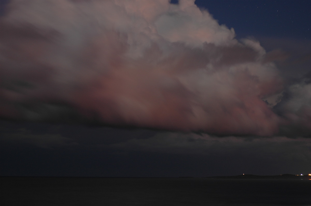 cumulonimbus thunderstorm_base : Ballina, NSW   3 July 2006