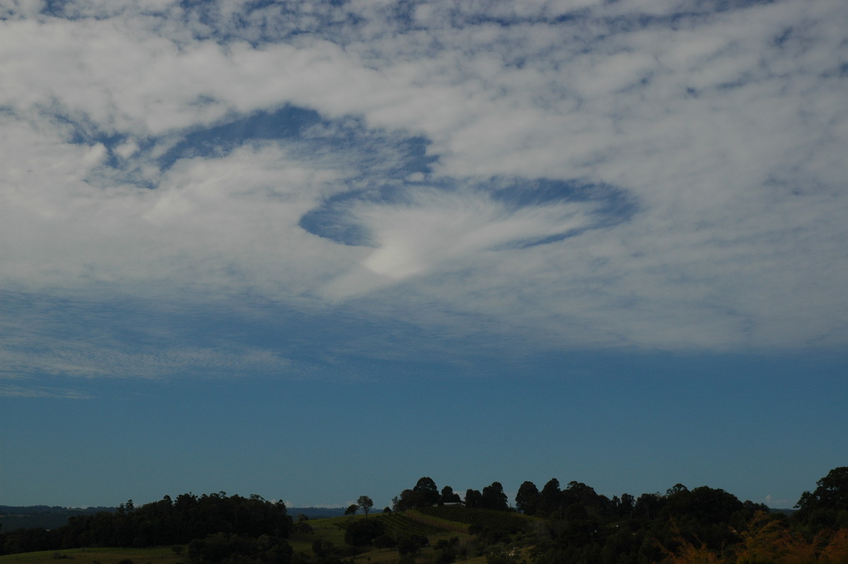 virga virga_pictures : McLeans Ridges, NSW   17 August 2006