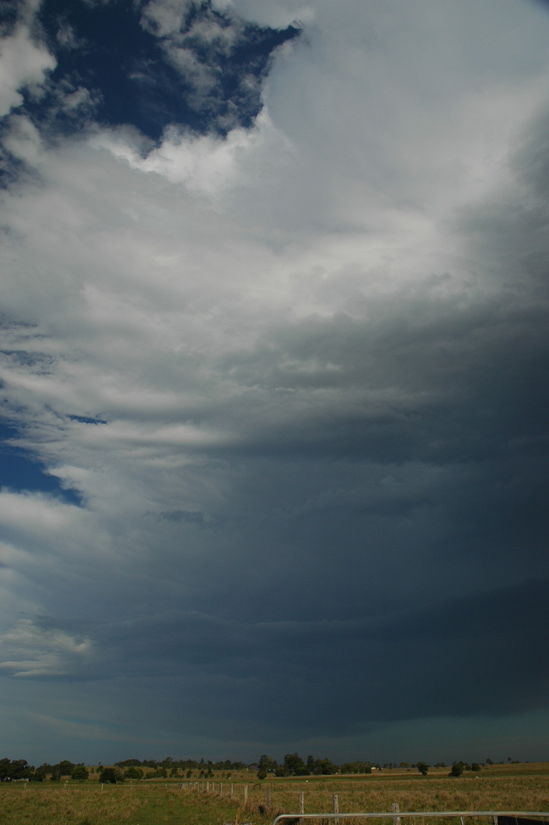 anvil thunderstorm_anvils : McKees Hill, NSW   1 November 2006