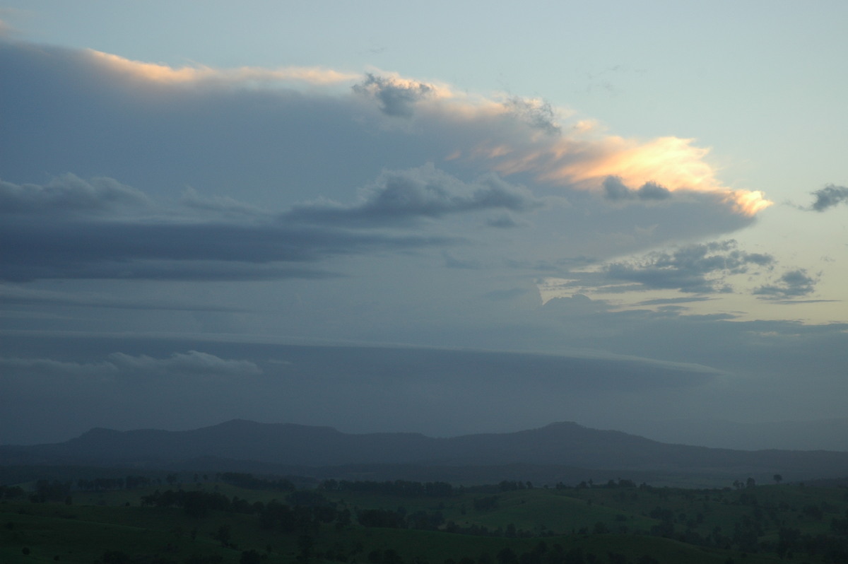 thunderstorm cumulonimbus_incus : Mallanganee NSW   7 November 2006