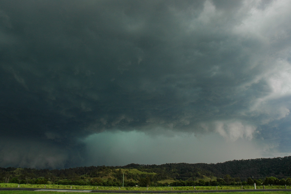 wallcloud thunderstorm_wall_cloud : Wiangaree, NSW   8 November 2006