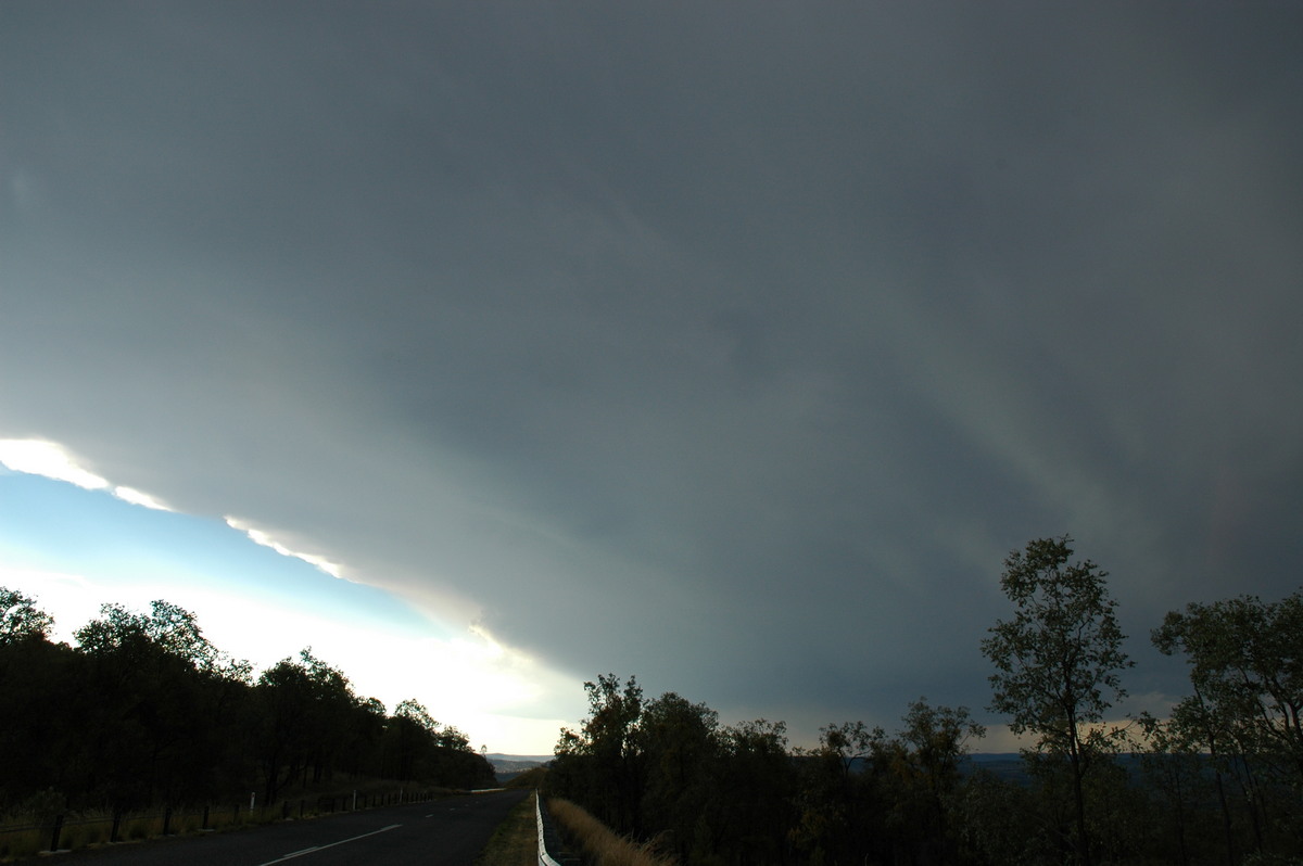 anvil thunderstorm_anvils : W of Tenterfield, NSW   8 November 2006