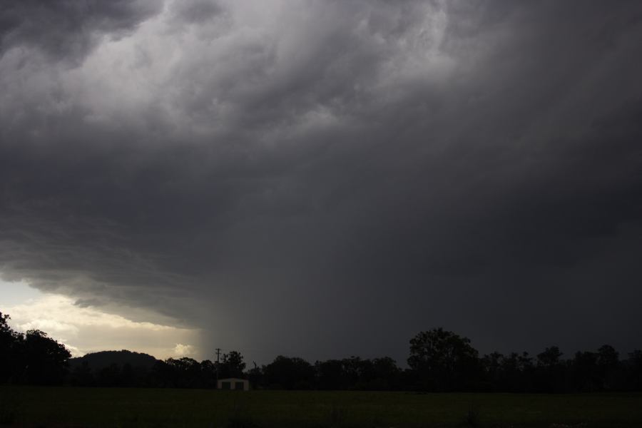 cumulonimbus thunderstorm_base : Nabiac, NSW   13 November 2006