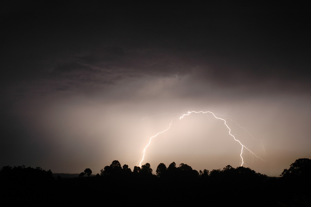 lightning lightning_bolts : McLeans Ridges, NSW   13 November 2006