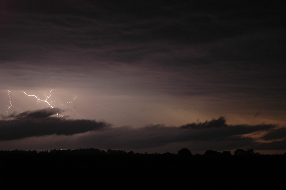 lightning lightning_bolts : near Coraki, NSW   26 November 2006