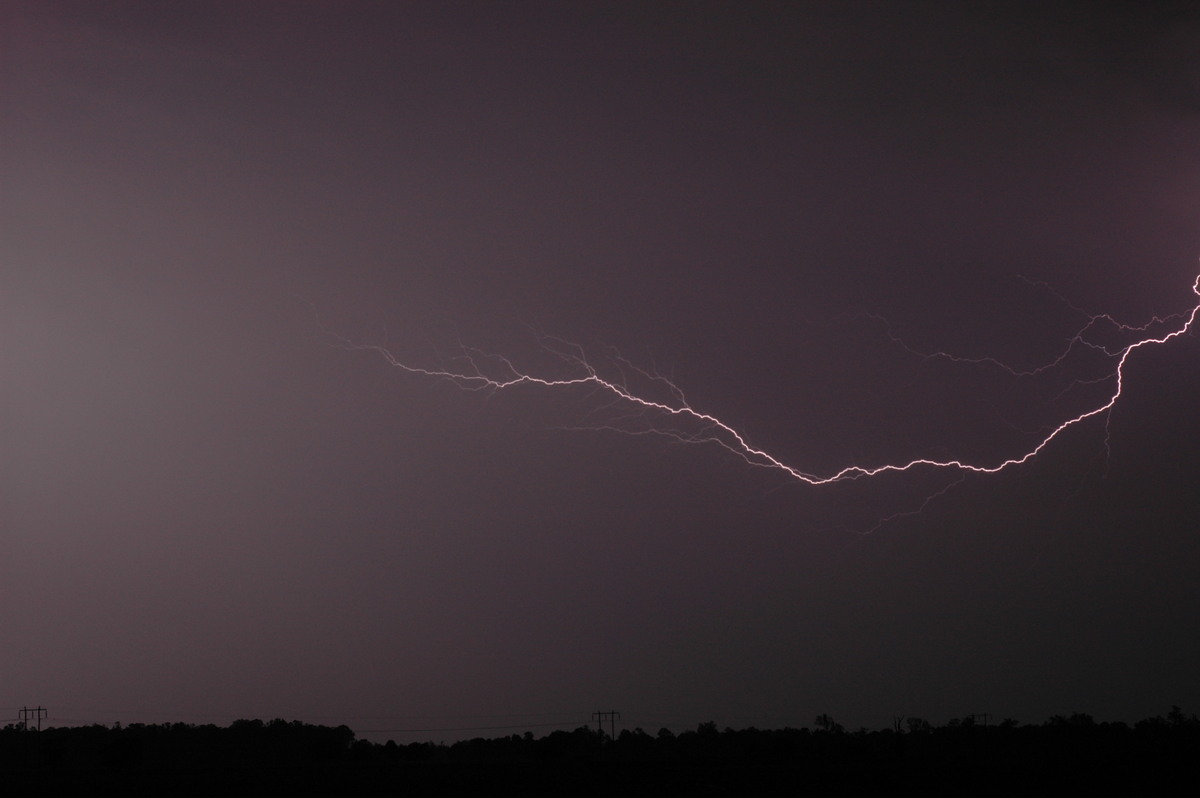 lightning lightning_bolts : SE of Casino, NSW   26 November 2006