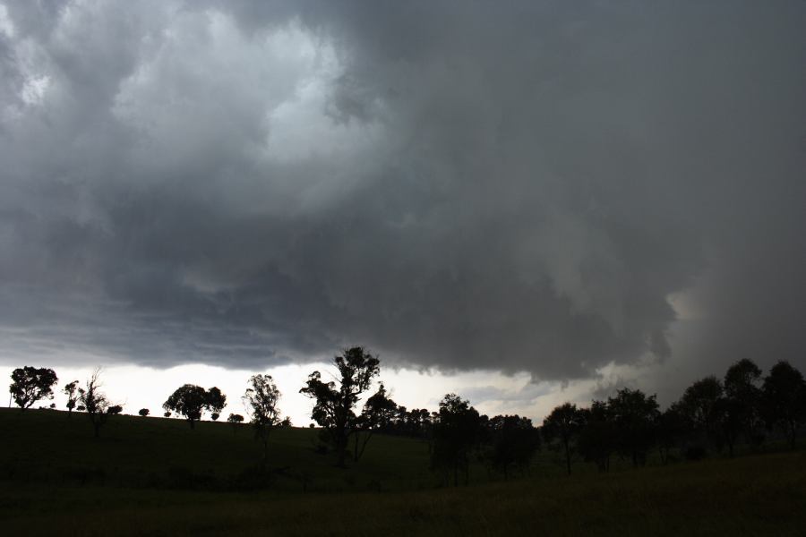 wallcloud thunderstorm_wall_cloud : WNW of Ebor, NSW   27 November 2006