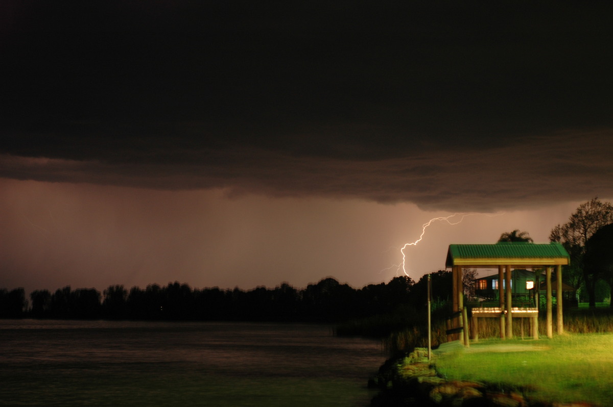 lightning lightning_bolts : Lawrence, NSW   28 November 2006