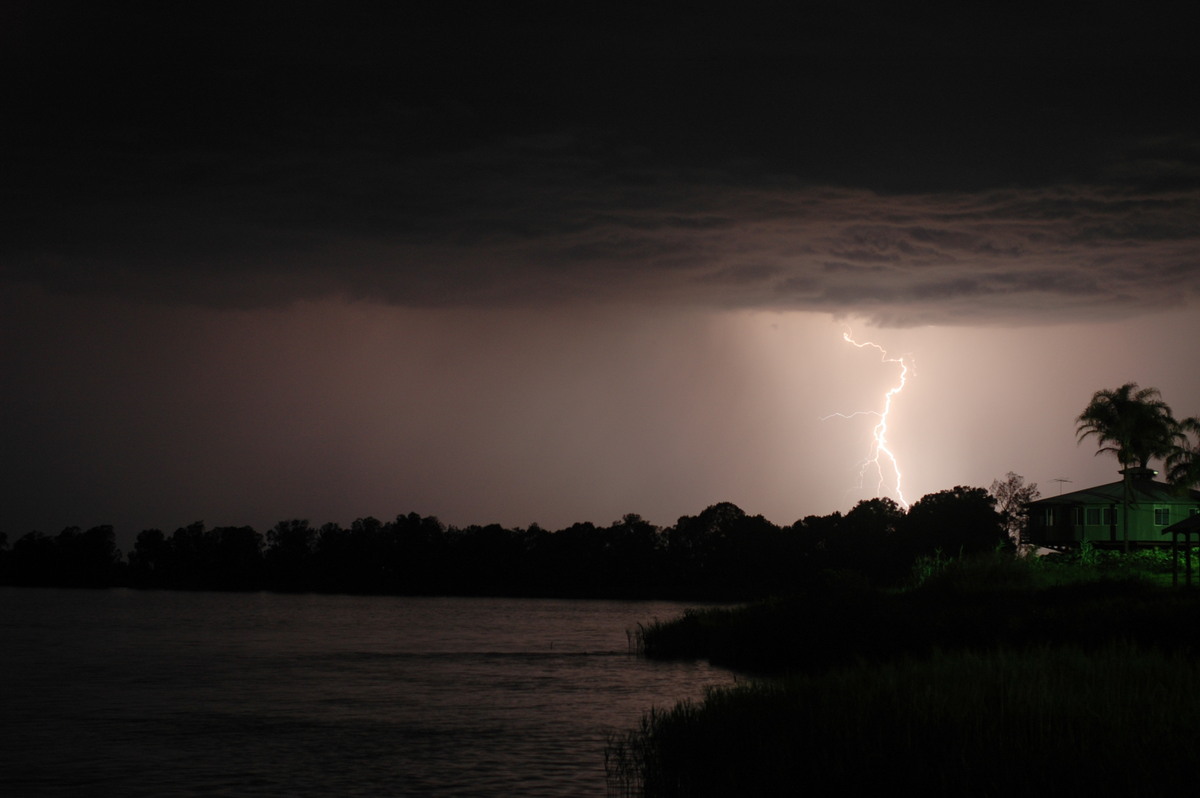 lightning lightning_bolts : Lawrence, NSW   28 November 2006