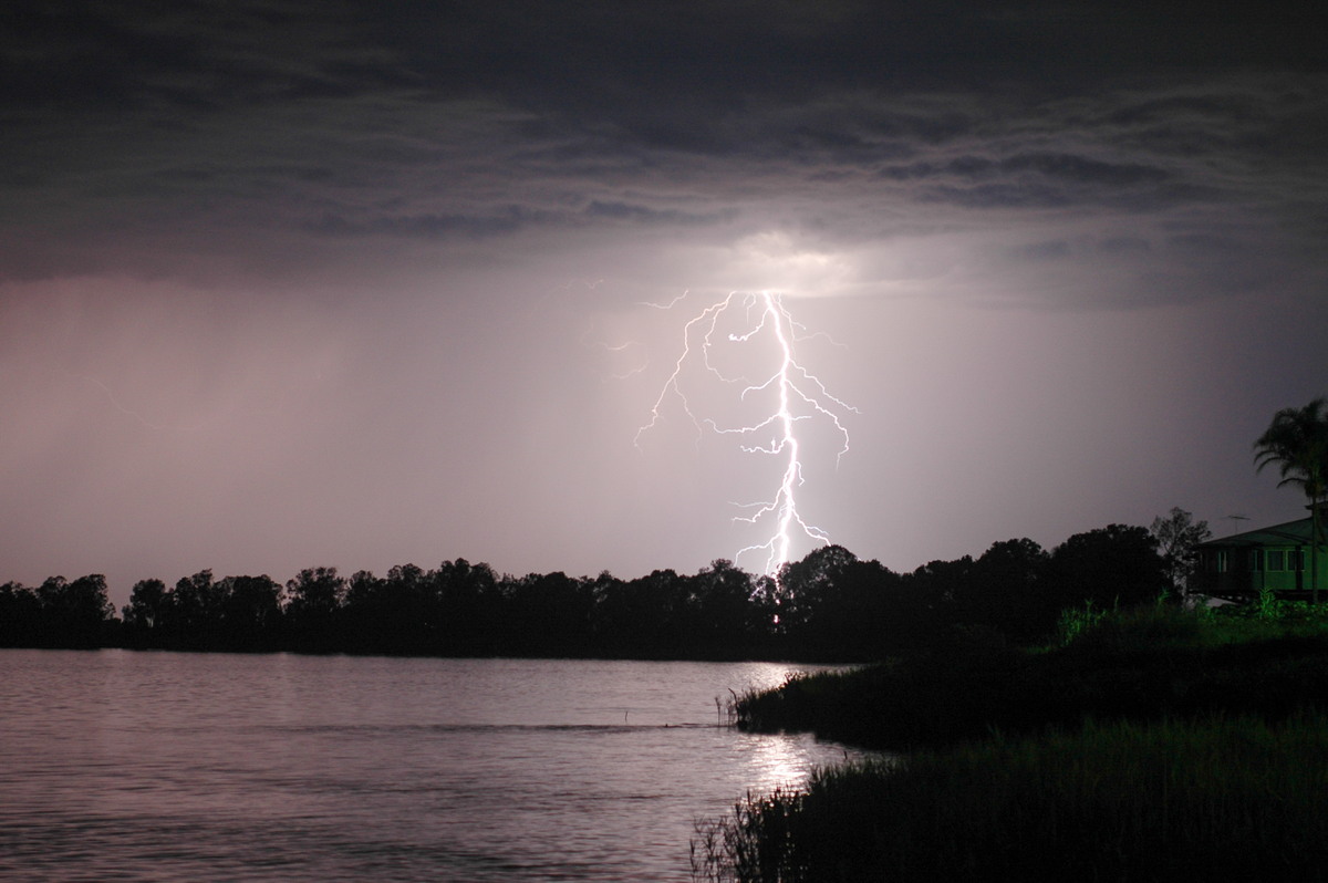 lightning lightning_bolts : Lawrence, NSW   28 November 2006