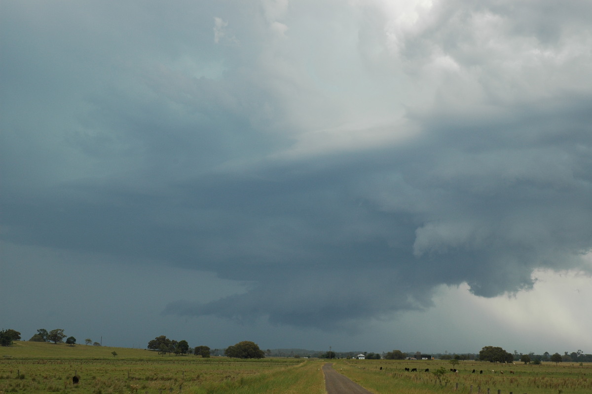 wallcloud thunderstorm_wall_cloud : McKees Hill, NSW   14 December 2006