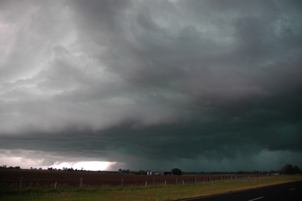 shelfcloud shelf_cloud : SE of Casino, NSW   15 December 2006