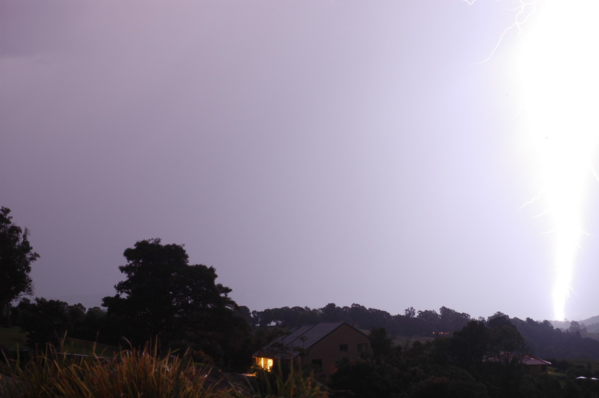 lightning lightning_bolts : McLeans Ridges, NSW   15 December 2006