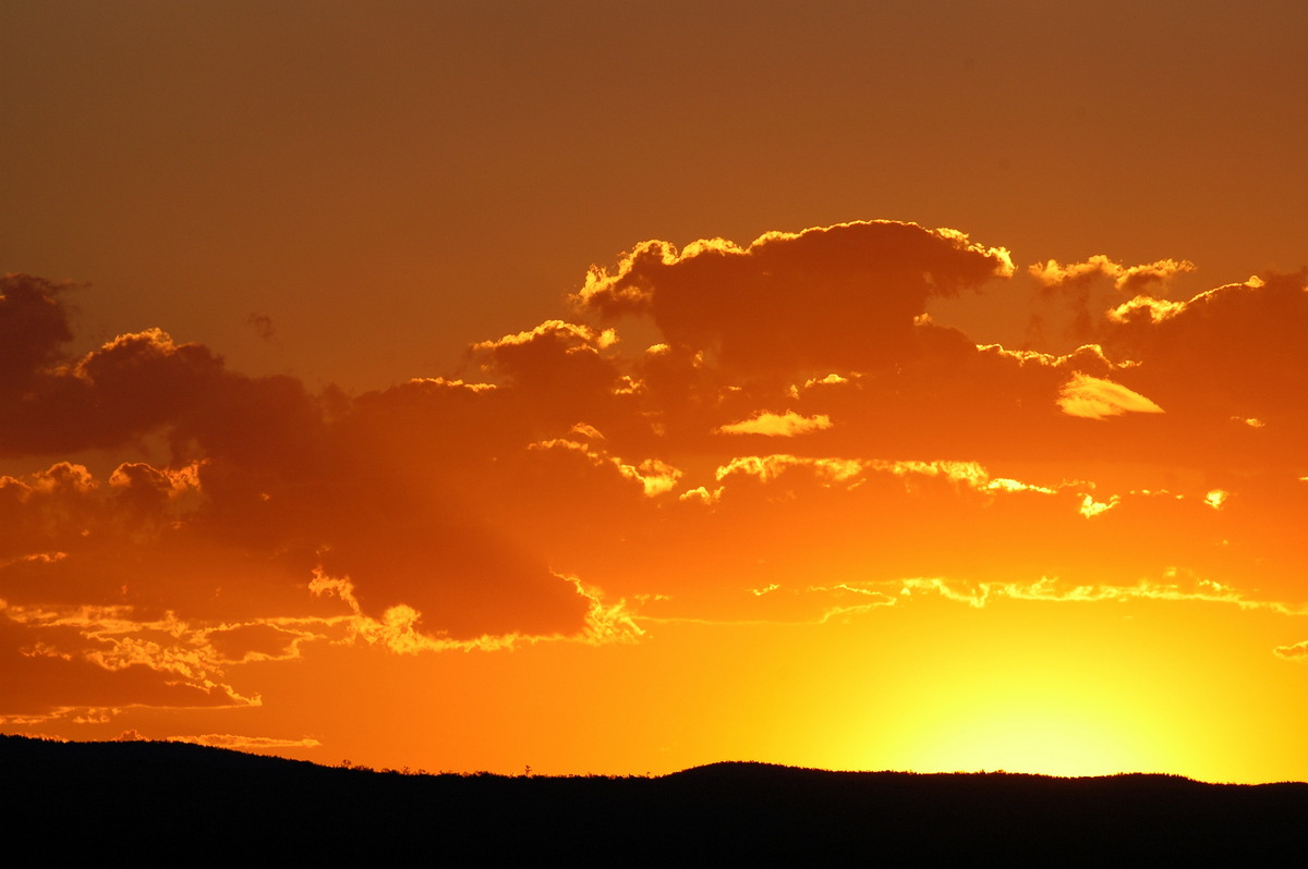 sunset sunset_pictures : near Texas, QLD   16 December 2006