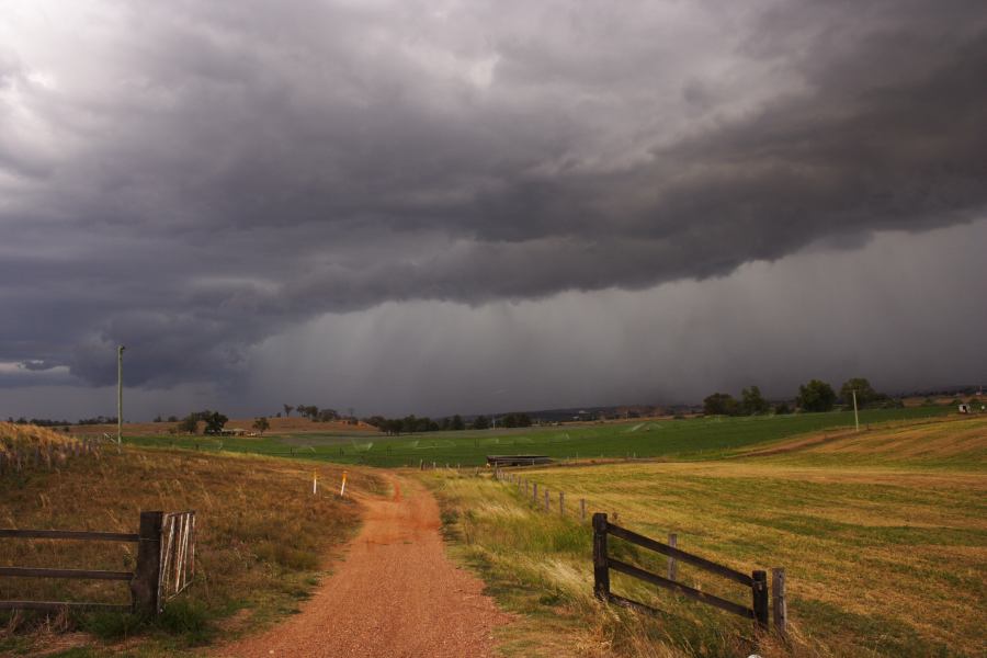 shelfcloud shelf_cloud : Singleton, NSW   24 December 2006