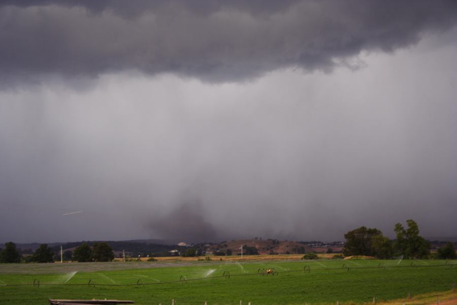 microburst micro_burst : Singleton, NSW   24 December 2006