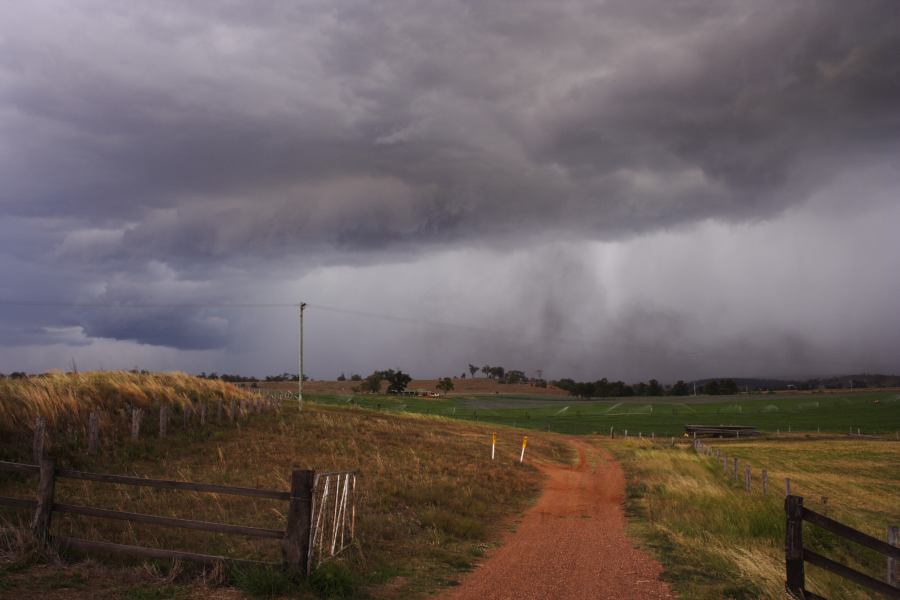shelfcloud shelf_cloud : Singleton, NSW   24 December 2006