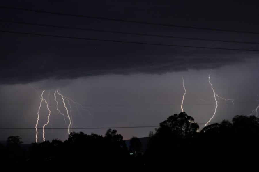 lightning lightning_bolts : E of Muswellbrook, NSW   12 January 2007