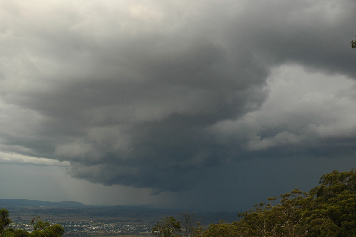 cumulonimbus thunderstorm_base : Tenterfield, NSW   12 January 2007