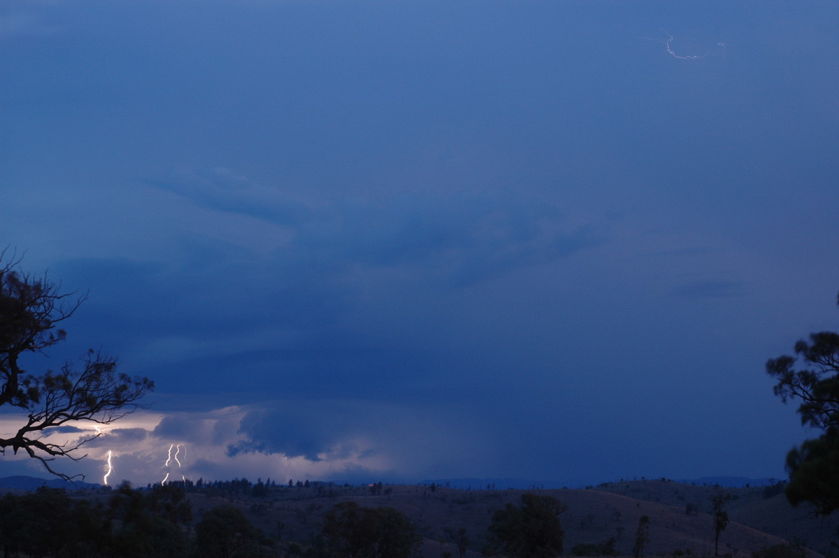 lightning lightning_bolts : W of Tenterfield, NSW   12 January 2007