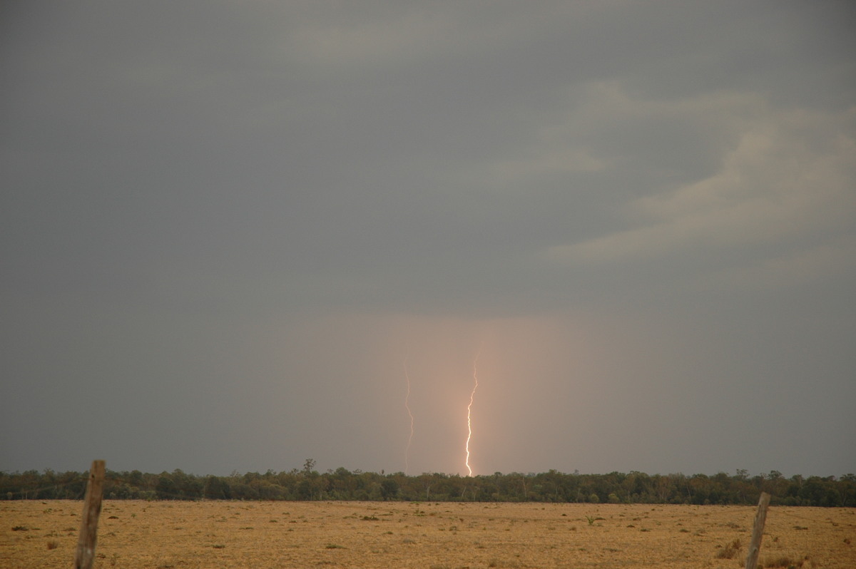 lightning lightning_bolts : N of Goodiwindi, QLD   14 January 2007