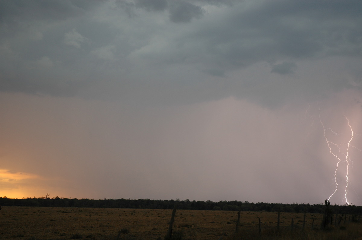 sunset sunset_pictures : N of Goodiwindi, QLD   14 January 2007