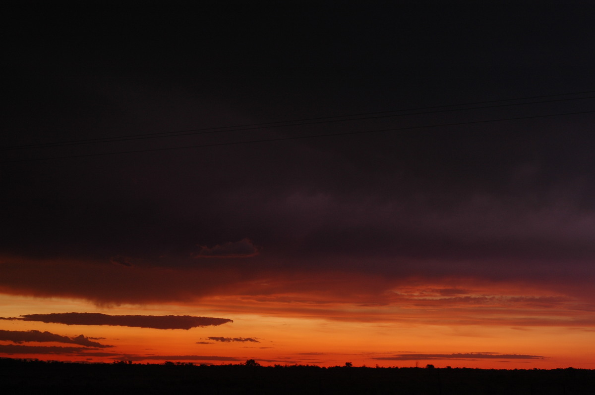 sunset sunset_pictures : N of Goodiwindi, QLD   14 January 2007