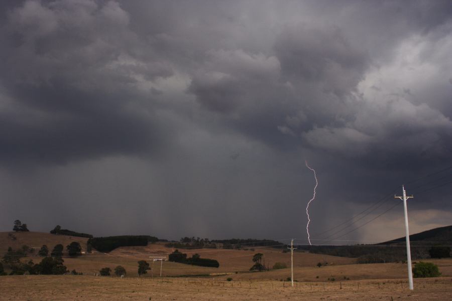 cumulonimbus thunderstorm_base : E of Sunny Corner, NSW   18 January 2007