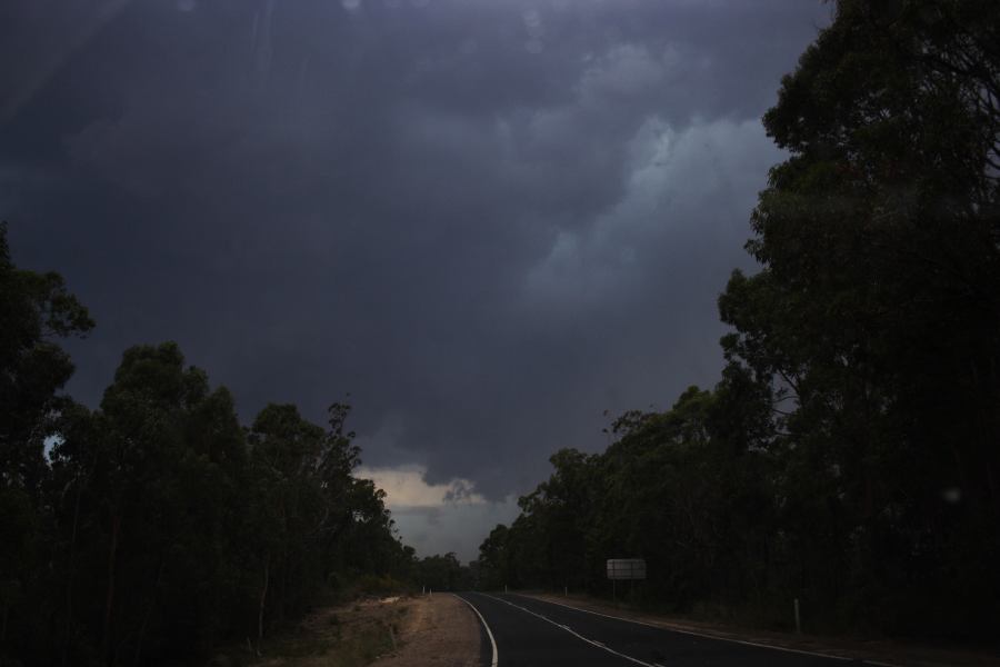 cumulonimbus thunderstorm_base : ~10km N of Colo Heights, NSW   23 January 2007