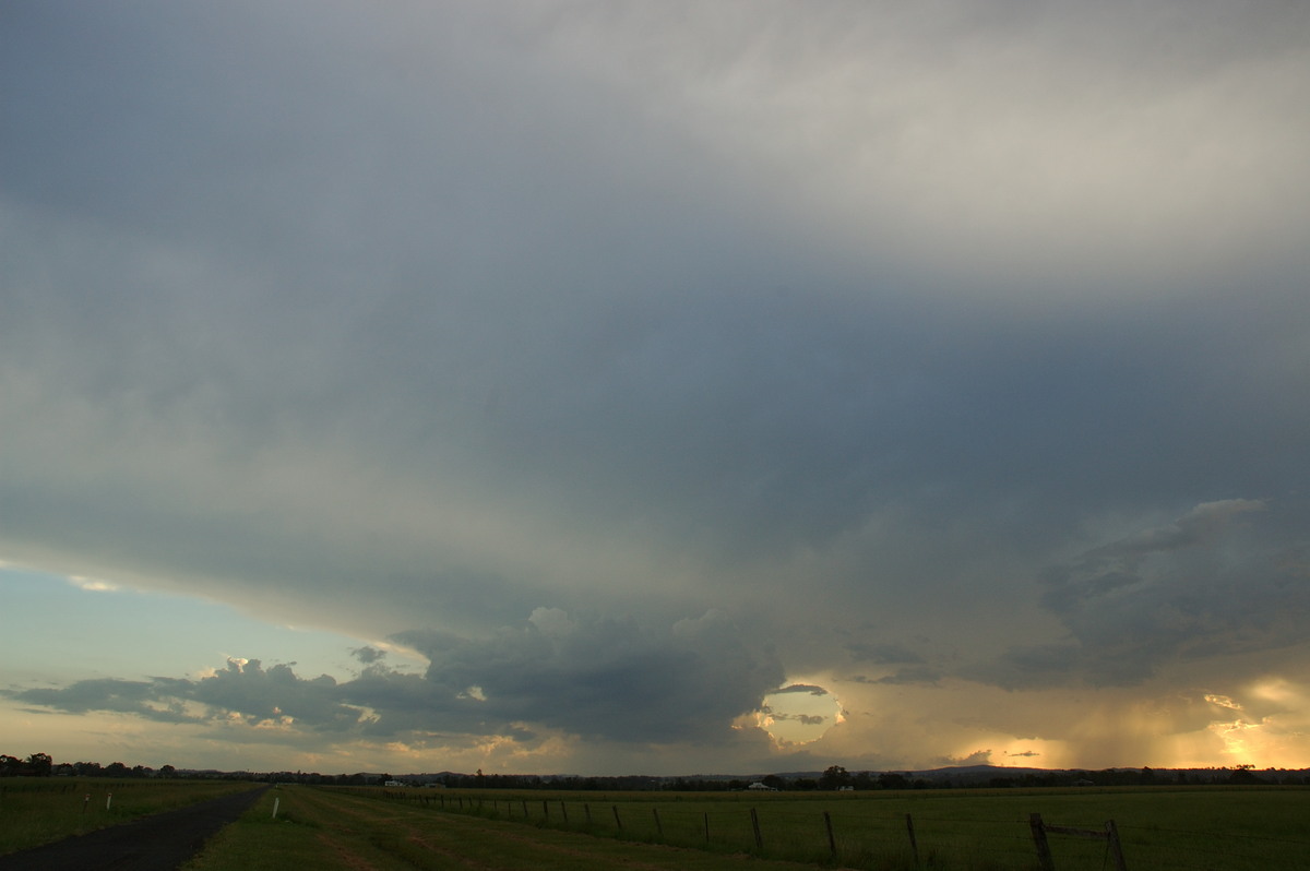 anvil thunderstorm_anvils : N of Casino, NSW   30 January 2007