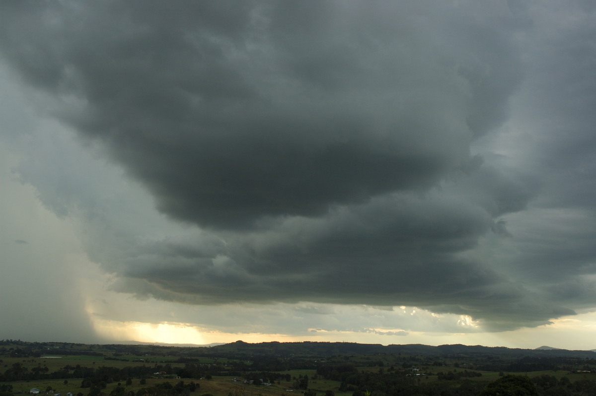 shelfcloud shelf_cloud : Wyrallah, NSW   31 January 2007