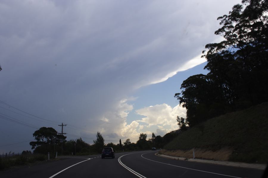 anvil thunderstorm_anvils : near Lithgow, NSW   7 February 2007