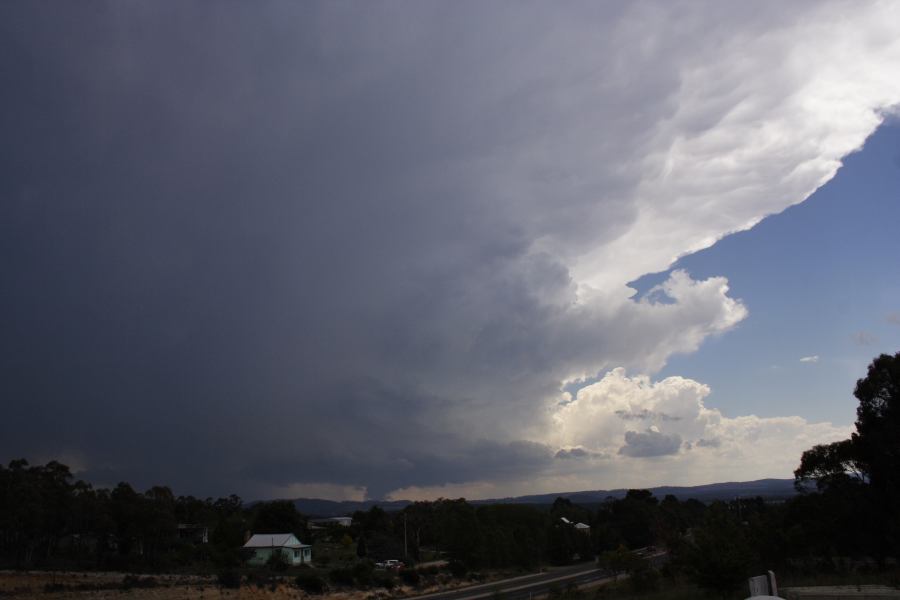 anvil thunderstorm_anvils : near Lithgow, NSW   7 February 2007