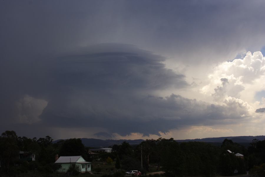 wallcloud thunderstorm_wall_cloud : near Lithgow, NSW   7 February 2007