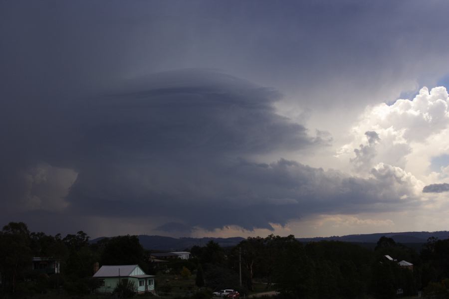 cumulonimbus supercell_thunderstorm : near Lithgow, NSW   7 February 2007