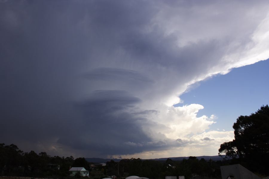 cumulonimbus supercell_thunderstorm : near Lithgow, NSW   7 February 2007