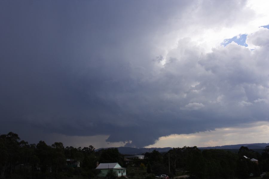 wallcloud thunderstorm_wall_cloud : near Lithgow, NSW   7 February 2007