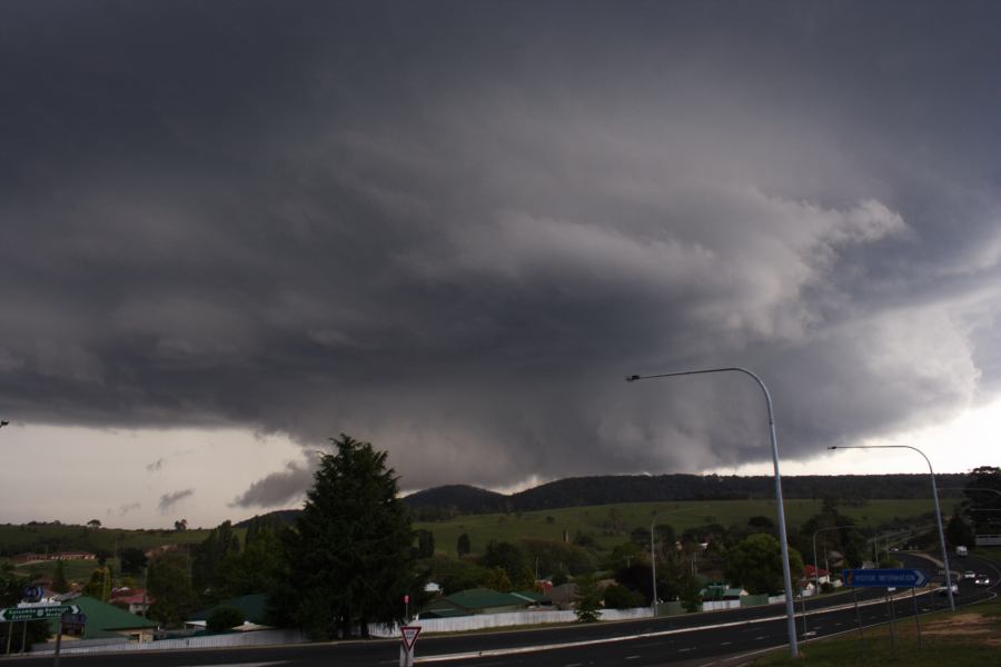 cumulonimbus thunderstorm_base : Lithgow, NSW   7 February 2007