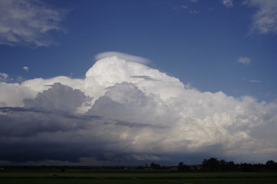 pileus pileus_cap_cloud : Windsor, NSW   28 February 2007