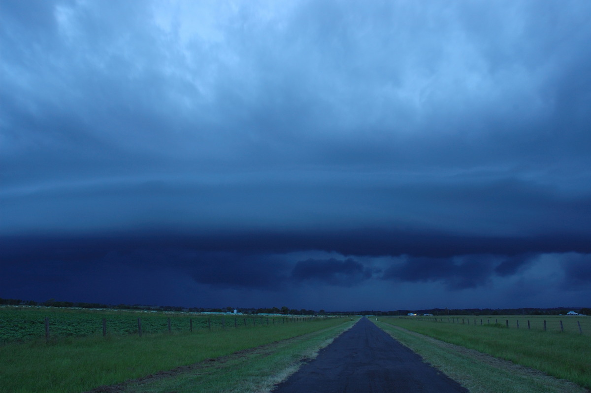 shelfcloud shelf_cloud : N of Casino, NSW   5 March 2007