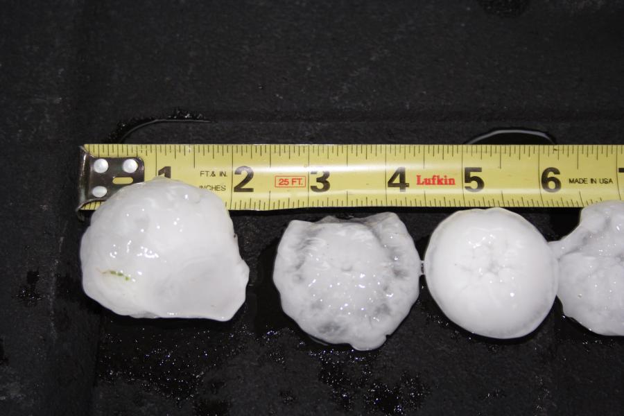 hailstones hail_stones : W of Fort Worth, Texas, USA   13 April 2007