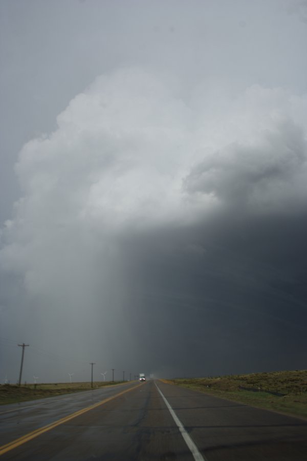 raincascade precipitation_cascade : N of Springfield, Colorado, USA   21 April 2007