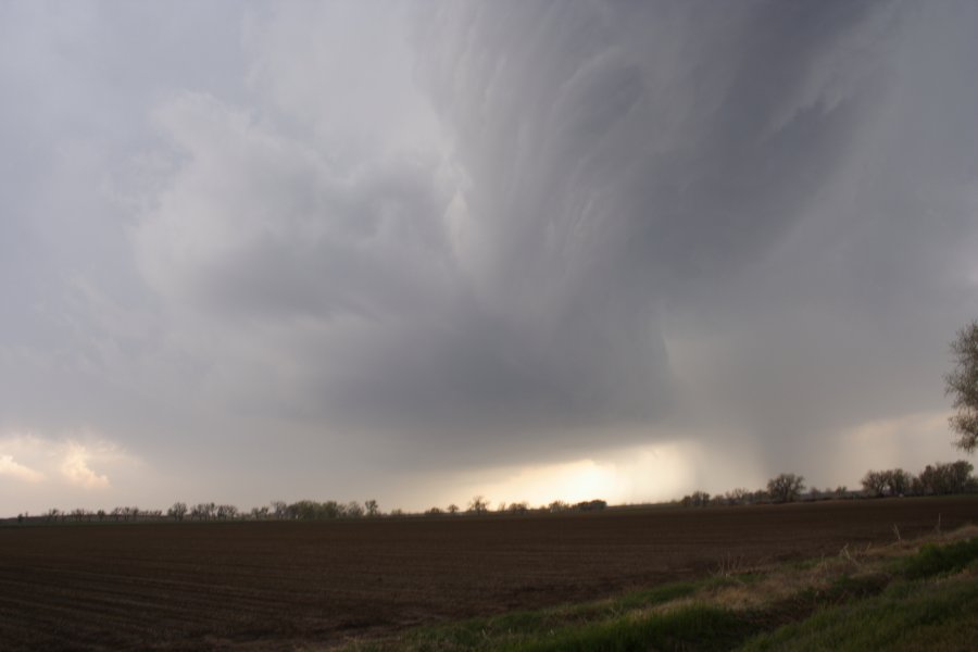 cumulonimbus supercell_thunderstorm : Granada, Colorado, USA   21 April 2007