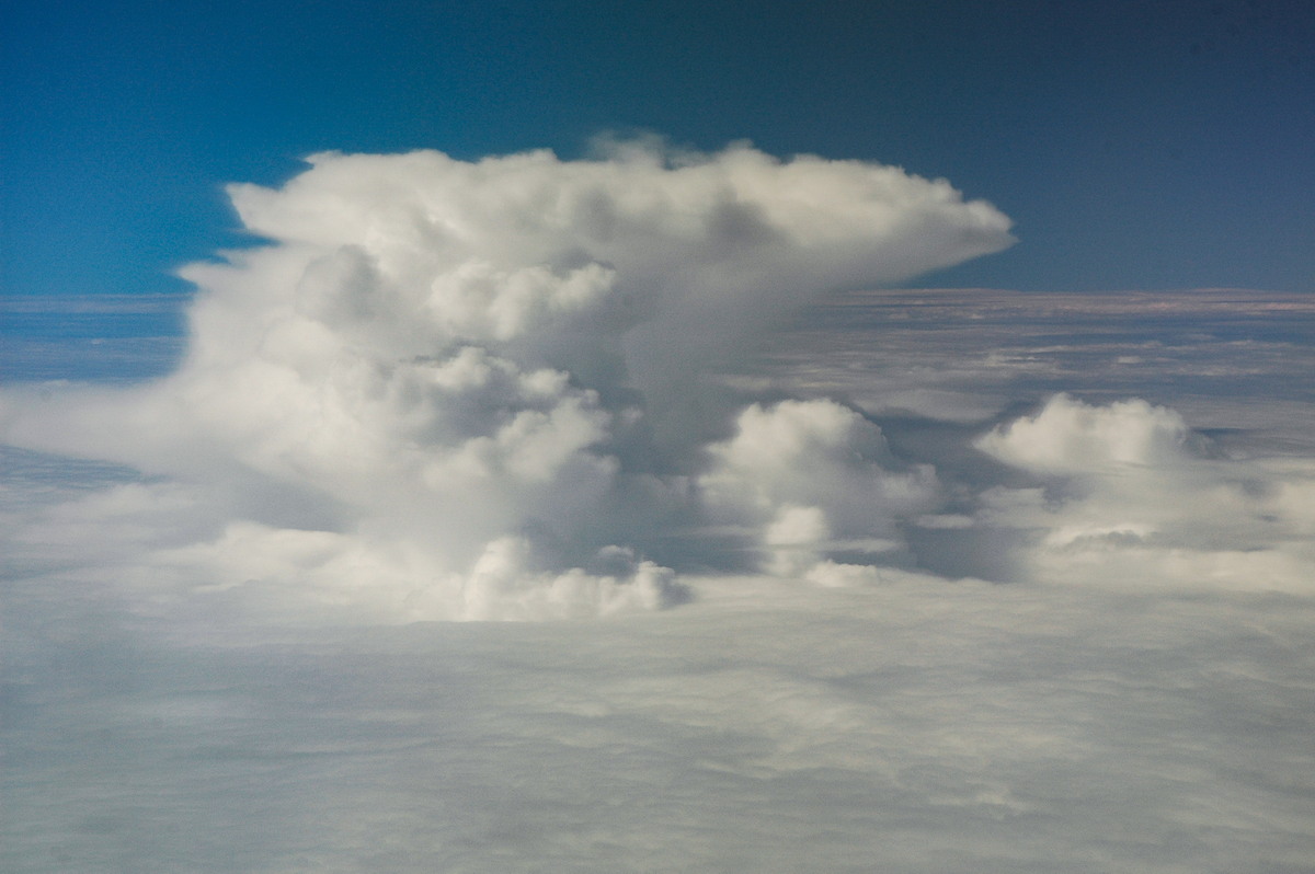 thunderstorm cumulonimbus_incus : Sydney to Ballina, NSW   22 April 2007