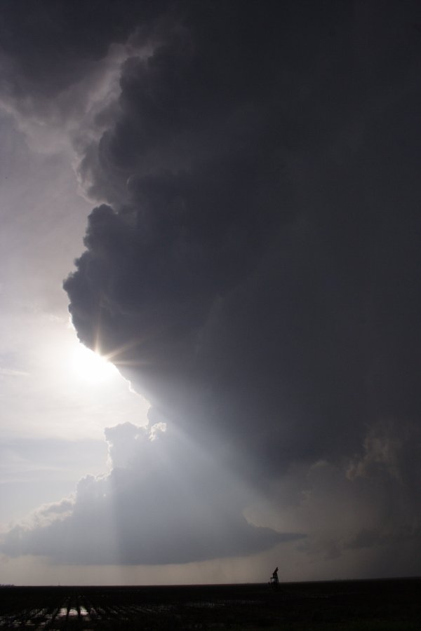 cumulonimbus supercell_thunderstorm : S of White Deer, Texas, USA   23 April 2007