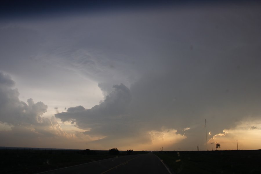 updraft thunderstorm_updrafts : E of Woodward, Oklahoma, USA   4 May 2007