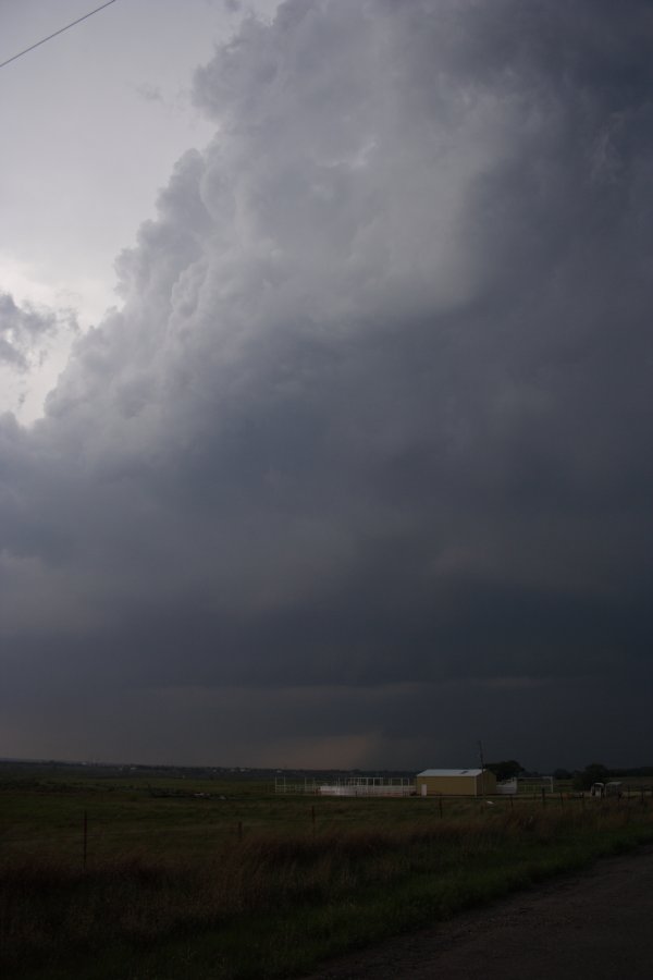 updraft thunderstorm_updrafts : near Beaver, Oklahoma, USA   5 May 2007